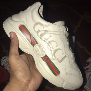 Gucci Sneakers -  Sz 42
